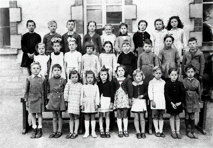 Photo de classe CE2 de 1981, COMMUNALE - Copains d'avant